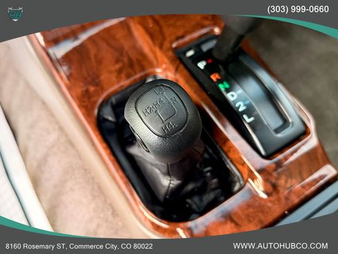 Used 2000 Toyota 4Runner Limited image 19