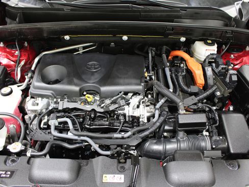 Used 2021 Toyota Venza Limited image 43