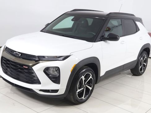 Used 2023 Chevrolet TrailBlazer RS w/ Convenience Package image 21