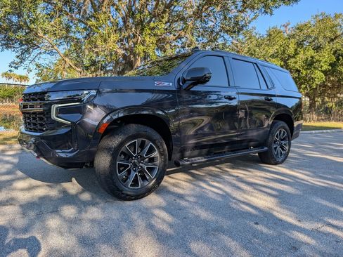 Used 2024 Chevrolet Tahoe Z71 w/ Luxury Package image 4