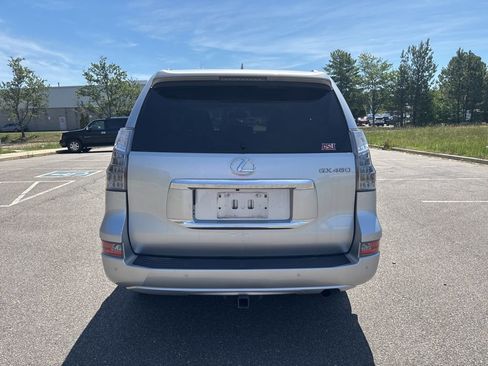 Used 2018 Lexus GX 460 Luxury w/ Preferred Accessory Package AWD/4WD image 6