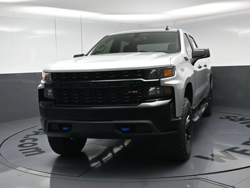 Used 2021 Chevrolet Silverado 1500 Custom Trail Boss AWD/4WD image 11