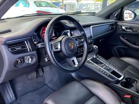Used 2021 Porsche Macan GTS image 17