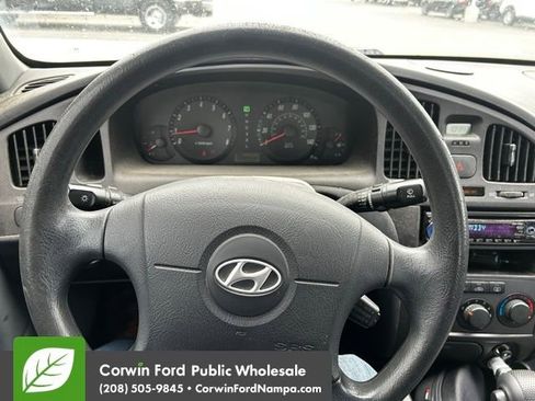Used 2006 Hyundai Elantra GLS image 12