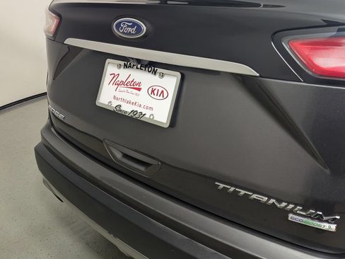 Used 2020 Ford Edge Titanium FWD image 8