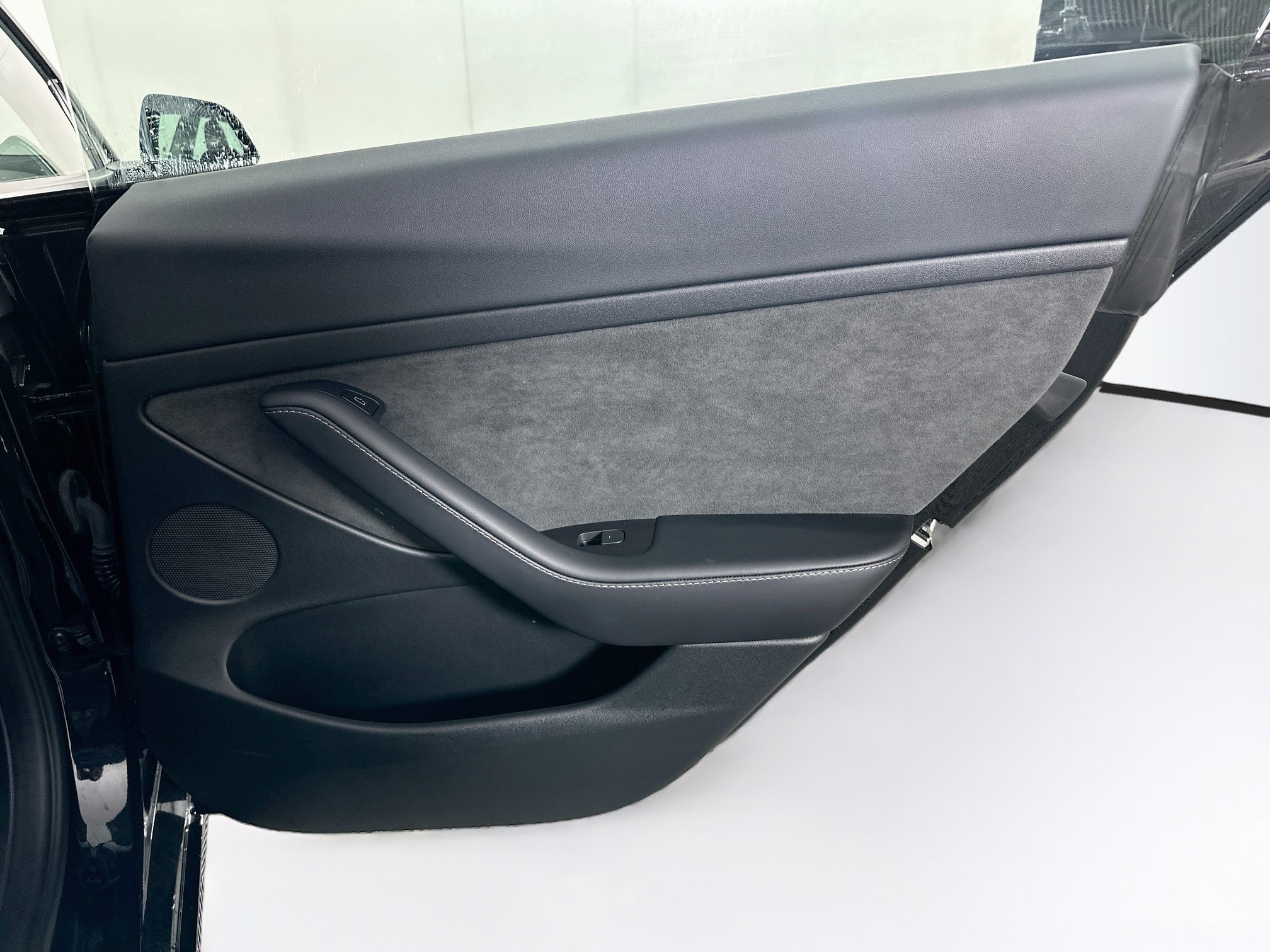 Used 2023 Tesla Model 3 Standard Range RWD image 29