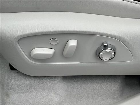 New 2026 Buick Enclave Avenir w/ Super Cruise Package FWD image 27