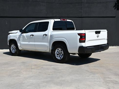 Used 2025 Nissan Frontier S image 3