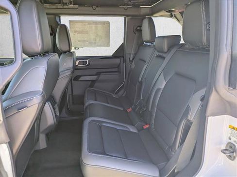 New 2025 Ford Bronco Outer Banks image 16