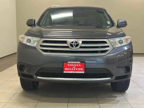 Used 2012 Toyota Highlander FWD image 6