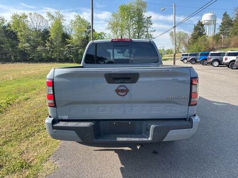 Used 2023 Nissan Frontier PRO-4X w/ Pro Convenience Package AWD/4WD image 6