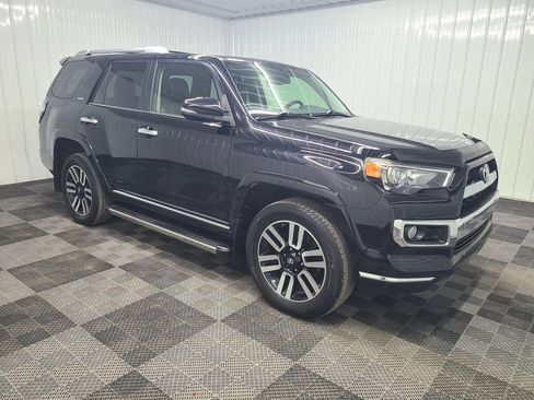 Used 2017 Toyota 4Runner Limited AWD/4WD image 13
