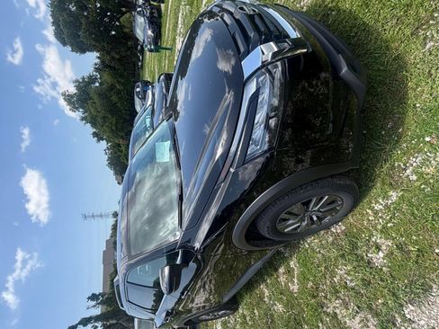 Used 2025 Nissan Pathfinder SV FWD image 18