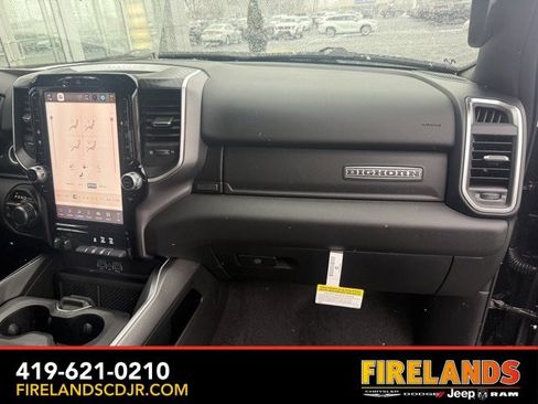 New 2026 RAM 1500 4x4 Crew Cab image 23