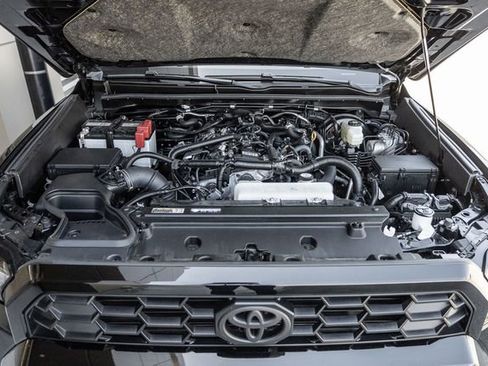 Used 2025 Toyota 4Runner TRD Sport Premium AWD/4WD image 16