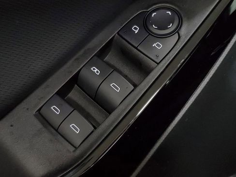 Used 2025 Chevrolet Equinox LT image 27