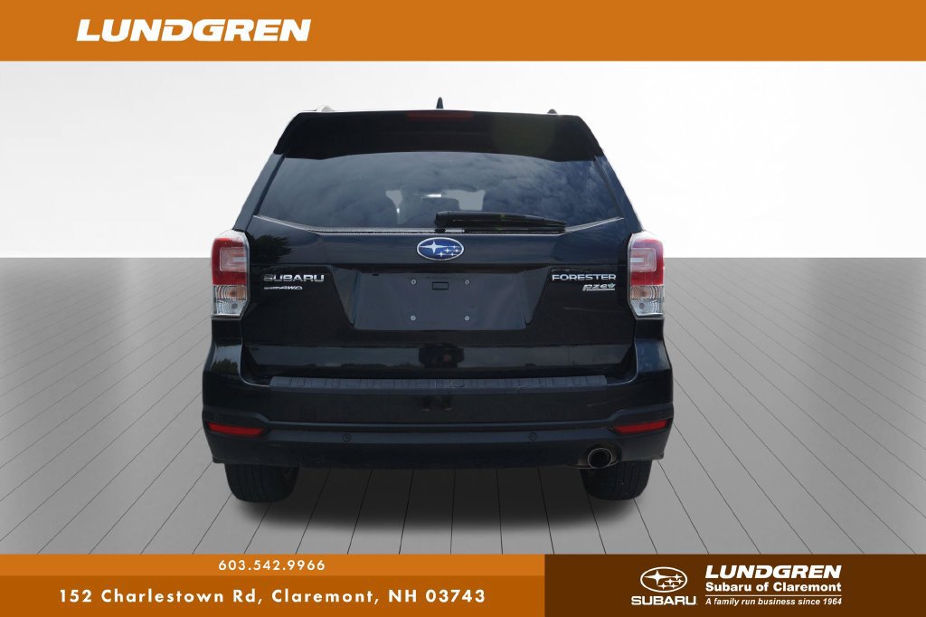 Used 2017 Subaru Forester 2.5i Touring AWD/4WD image 38