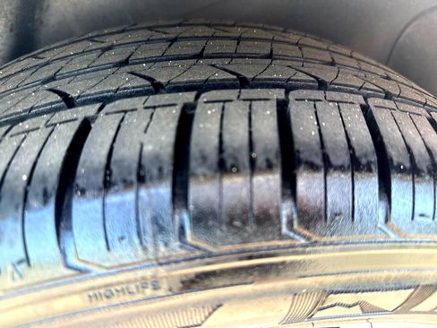 Used 2006 Pontiac G6 GTP w/ Premium Value Package 2 image 12