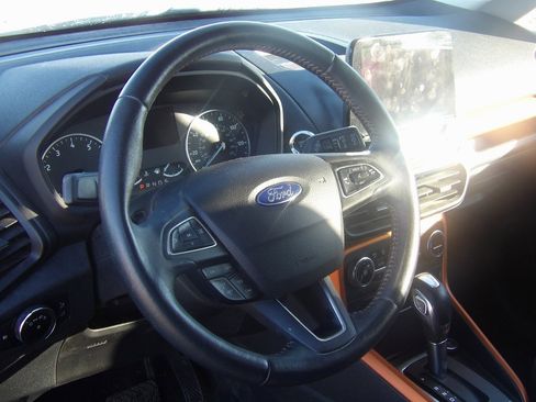 Used 2021 Ford EcoSport SE w/ SE Appearance Package image 11