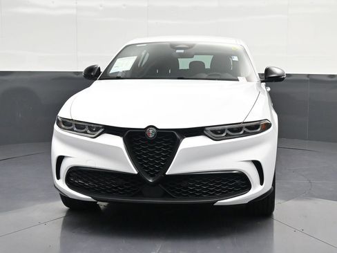 Used 2024 Alfa Romeo Tonale Veloce AWD/4WD image 6