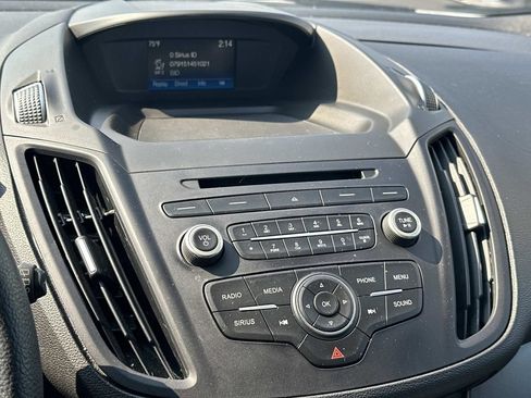 Used 2018 Ford Escape SE FWD image 28