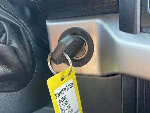 Used 2022 Ford F150 XL image 16