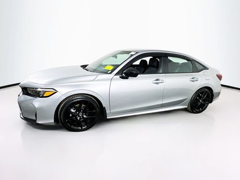 Used 2024 Honda Civic Sport image 4