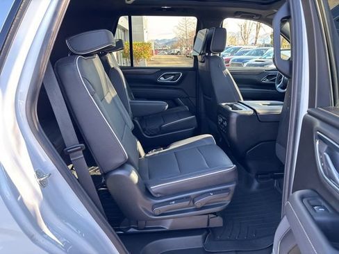 Used 2023 Chevrolet Tahoe Premier w/ Advanced Technology Package image 35