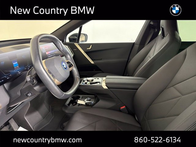 Used 2023 BMW iX xDrive50 w/ Sport Package AWD/4WD image 11