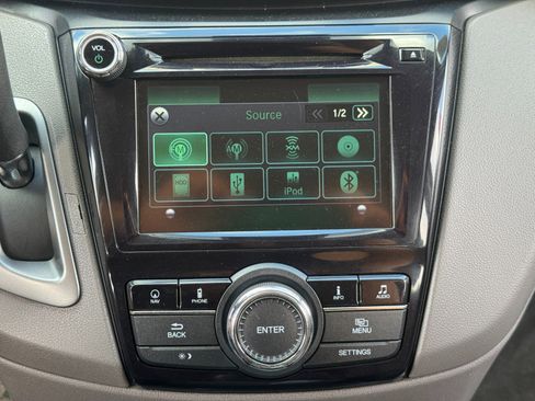 Used 2014 Honda Odyssey EX-L image 28