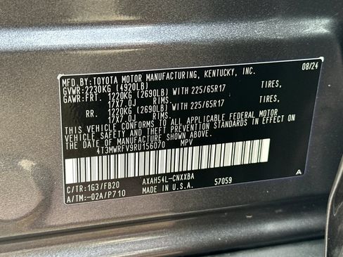 Used 2024 Toyota RAV4 LE AWD/4WD image 34