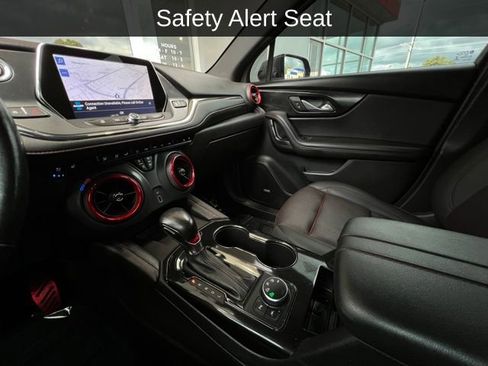 Used 2021 Chevrolet Blazer RS w/ Enhanced Convenience Package image 14