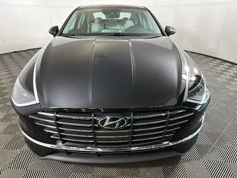 Used 2023 Hyundai Sonata SE FWD image 7