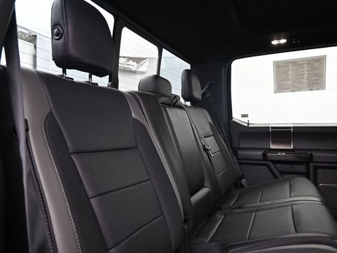 Used 2020 Ford F150 Raptor w/ Equipment Group 802A Luxury AWD/4WD image 18