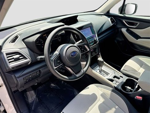 Used 2022 Subaru Forester image 9