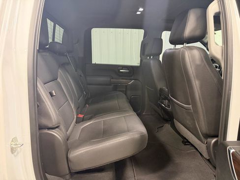 Used 2021 GMC Sierra 2500 SLT w/ SLT Premium Package image 27