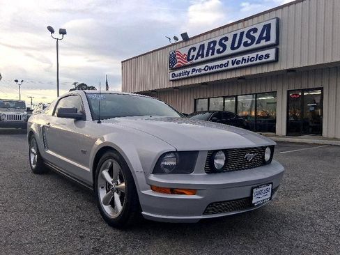 Used 2008 Ford Mustang GT image 3