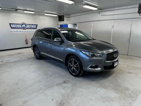 Used 2019 INFINITI QX60 Luxe w/ Essential Package image 11