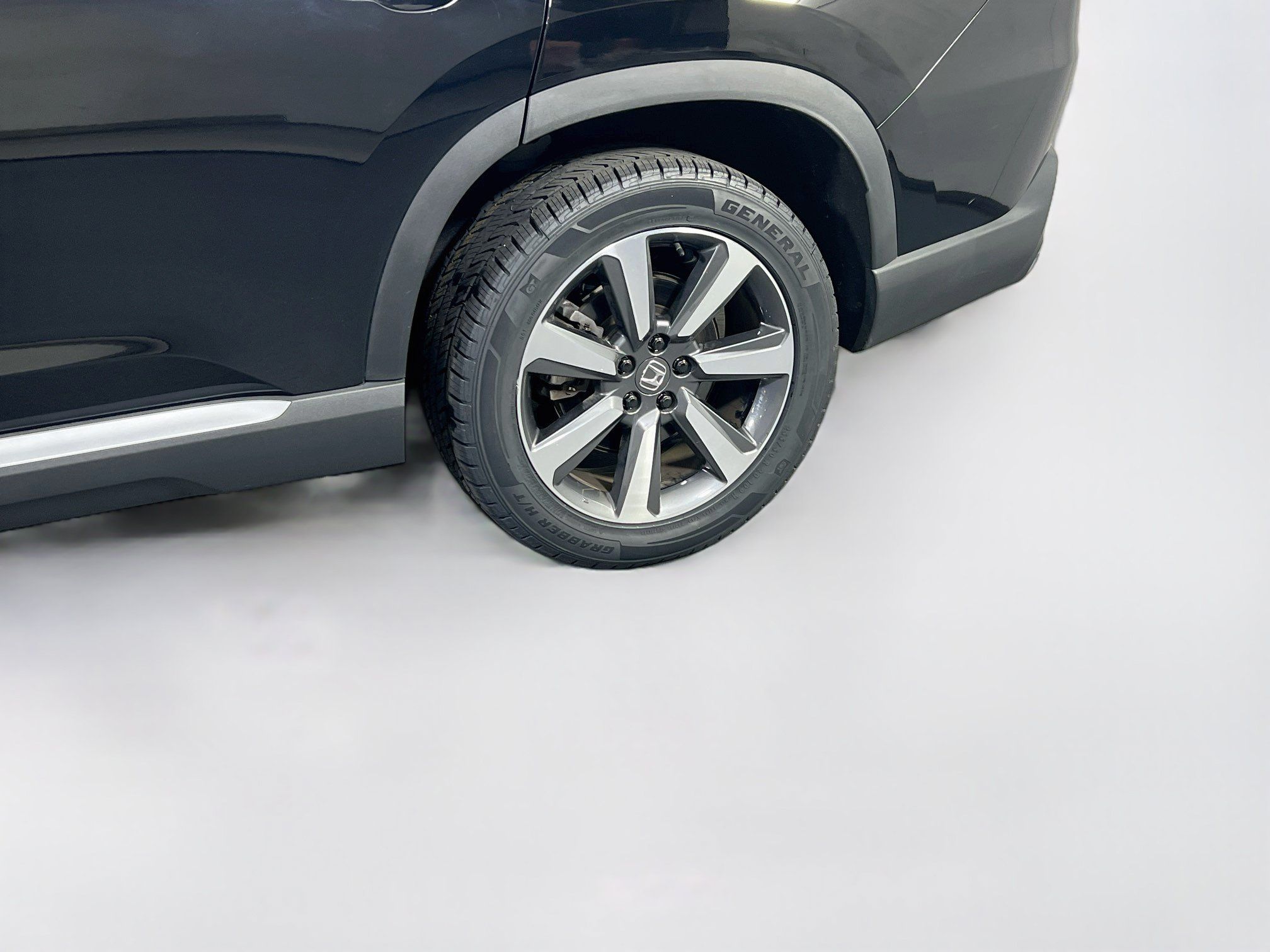 Used 2023 Honda Pilot Touring image 32