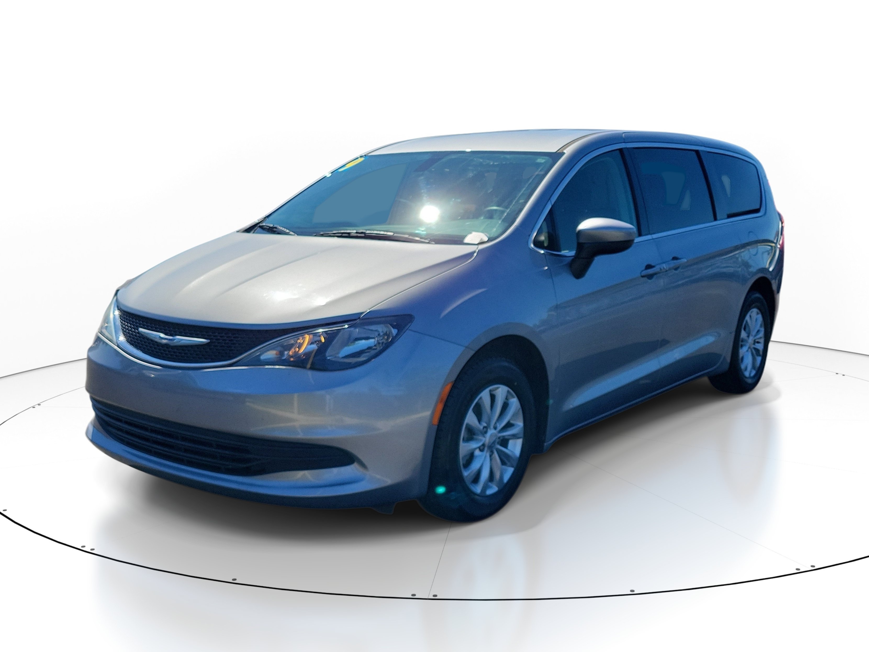 Used 2019 Chrysler Pacifica LX w/ Tire & Wheel Group FWD image 3