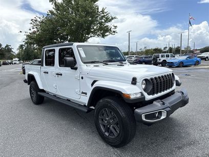 New 2025 Jeep Gladiator Sport