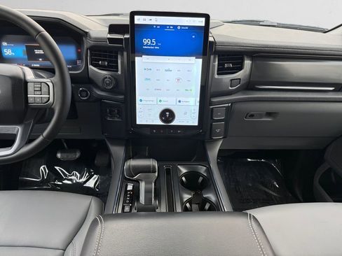 Used 2025 Ford F150 Lightning Flash image 13