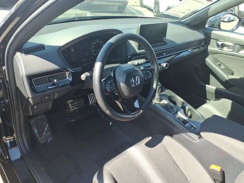Used 2025 Honda Civic Sport image 12