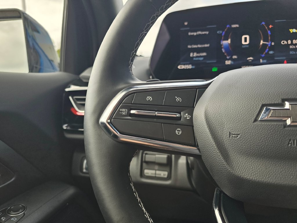 Used 2026 Chevrolet Silverado EV Trail Boss AWD/4WD image 35
