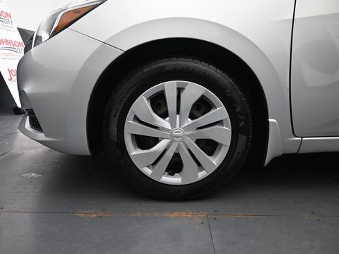 Used 2021 Nissan Versa S image 14