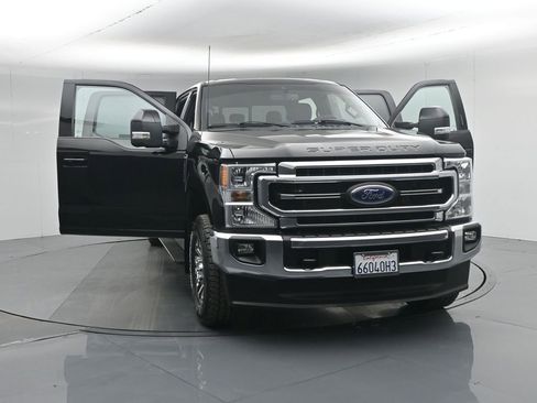 Certified 2022 Ford F250 Lariat w/ Lariat Ultimate Package image 36