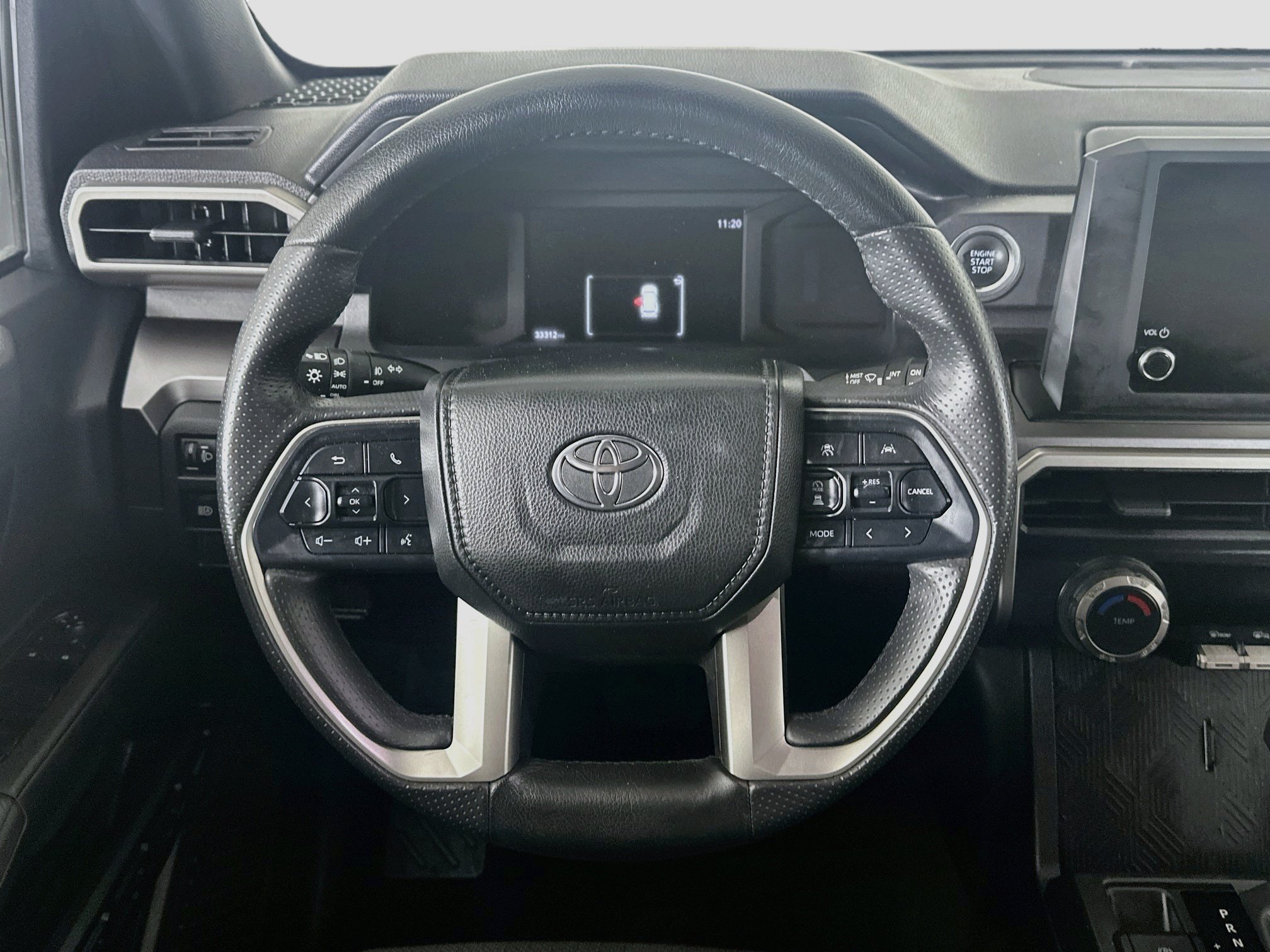 Used 2025 Toyota 4Runner SR5 AWD/4WD image 18