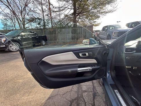 Used 2025 Ford Mustang Premium RWD image 11