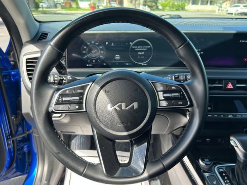 Used 2024 Kia Seltos S image 12