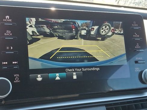 Used 2022 Honda Accord Sport image 17